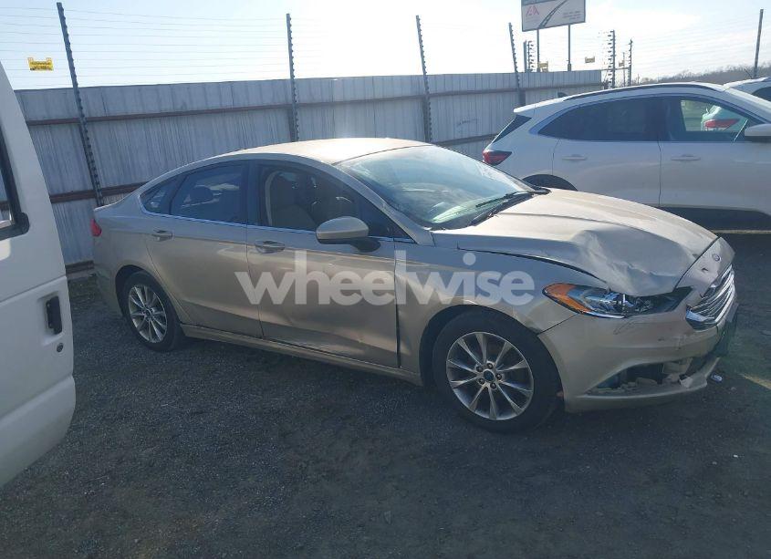 Photo 13 of 2017 Ford Fusion SE (VIN 3FA6P0HD0HR126440)