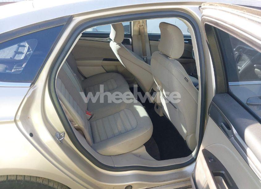 Photo 8 of 2017 Ford Fusion SE (VIN 3FA6P0HD0HR126440)