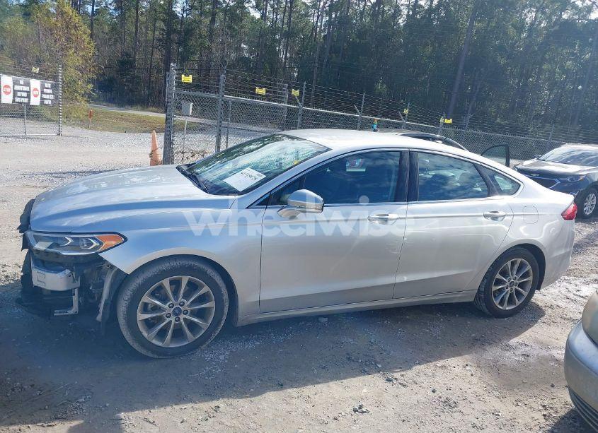 Photo 15 of 2017 Ford Fusion SE (VIN 3FA6P0HD0HR161611)
