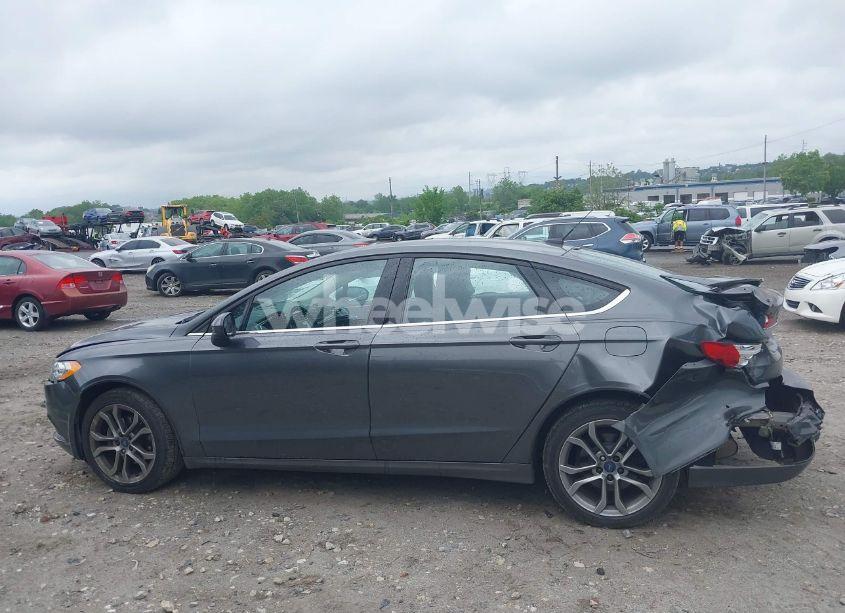 Photo 14 of 2017 Ford Fusion SE (VIN 3FA6P0HD0HR174309)