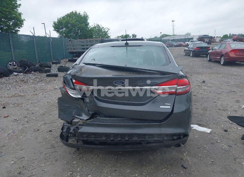 Photo 16 of 2017 Ford Fusion SE (VIN 3FA6P0HD0HR174309)