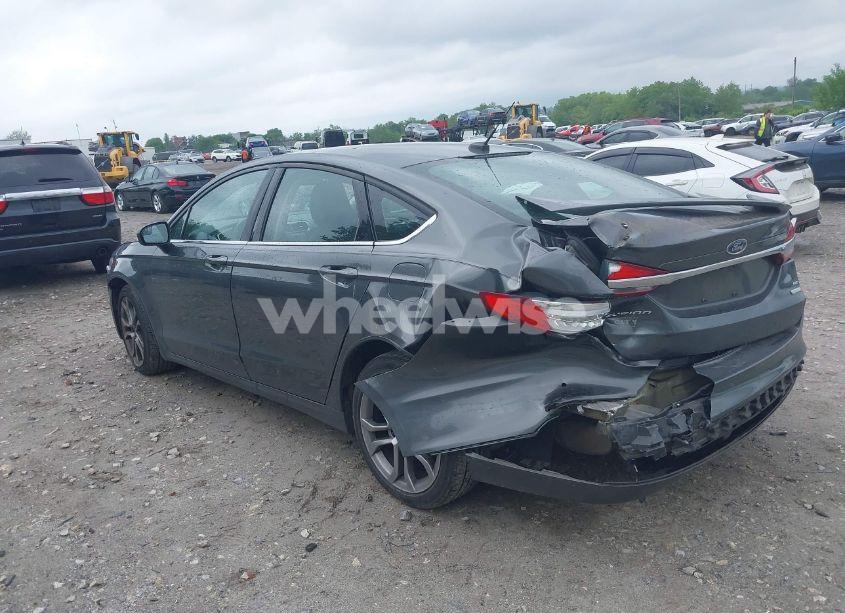 Photo 3 of 2017 Ford Fusion SE (VIN 3FA6P0HD0HR174309)