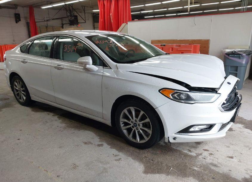 2017 Ford Fusion SE (VIN 3FA6P0HD0HR176450) main photo