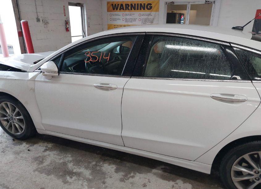 Photo 14 of 2017 Ford Fusion SE (VIN 3FA6P0HD0HR176450)