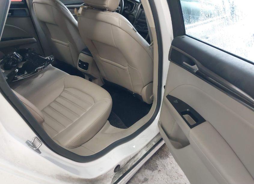 Photo 8 of 2017 Ford Fusion SE (VIN 3FA6P0HD0HR176450)