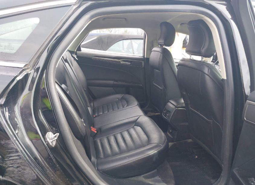 Photo 8 of 2017 Ford Fusion SE (VIN 3FA6P0HD0HR177520)