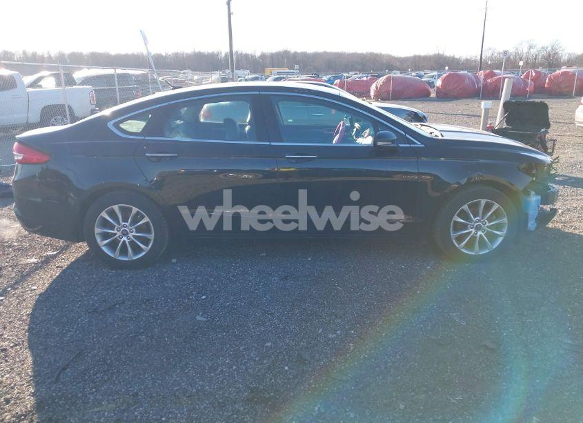 Photo 14 of 2017 Ford Fusion SE (VIN 3FA6P0HD0HR188744)