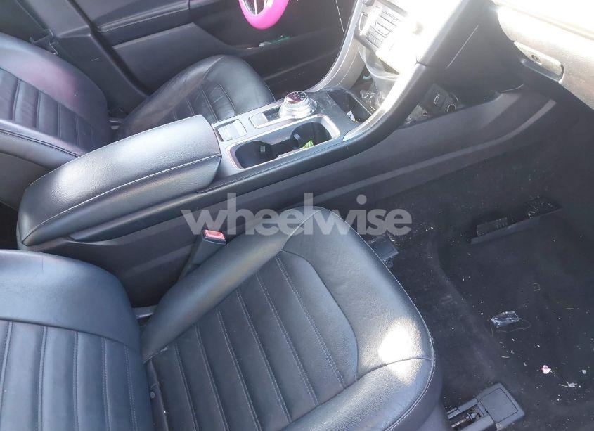 Photo 5 of 2017 Ford Fusion SE (VIN 3FA6P0HD0HR188744)