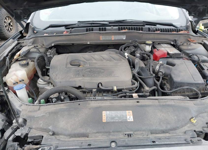 Photo 10 of 2017 Ford Fusion SE (VIN 3FA6P0HD0HR242382)