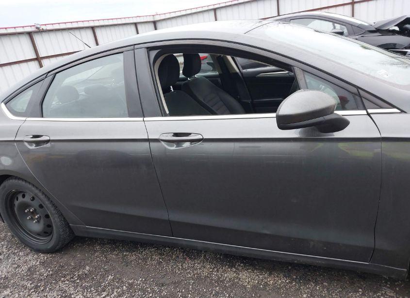 Photo 13 of 2017 Ford Fusion SE (VIN 3FA6P0HD0HR242382)