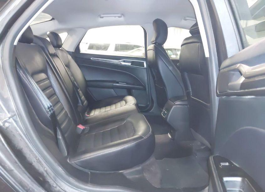 Photo 8 of 2017 Ford Fusion SE (VIN 3FA6P0HD0HR252670)