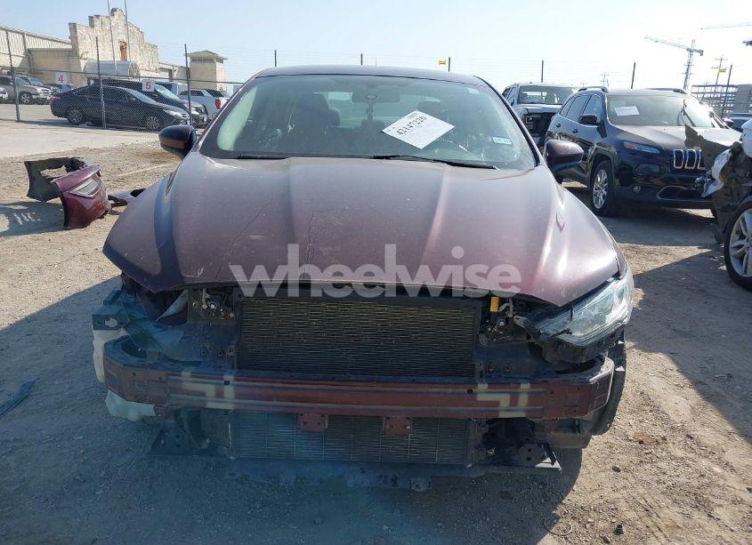 Photo 13 of 2017 Ford Fusion SE (VIN 3FA6P0HD0HR257612)