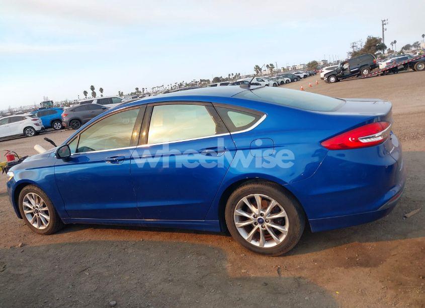 Photo 14 of 2017 Ford Fusion SE (VIN 3FA6P0HD0HR277309)