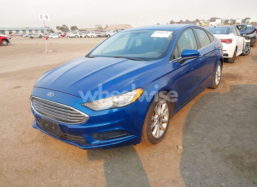 Photo 2 of 2017 Ford Fusion SE (VIN 3FA6P0HD0HR277309)