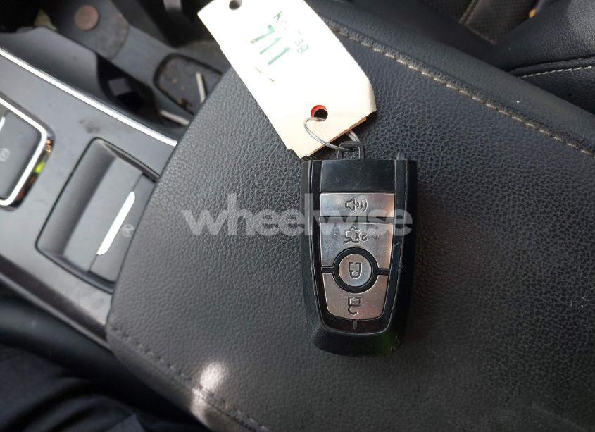 Photo 11 of 2017 Ford Fusion SE (VIN 3FA6P0HD0HR312849)