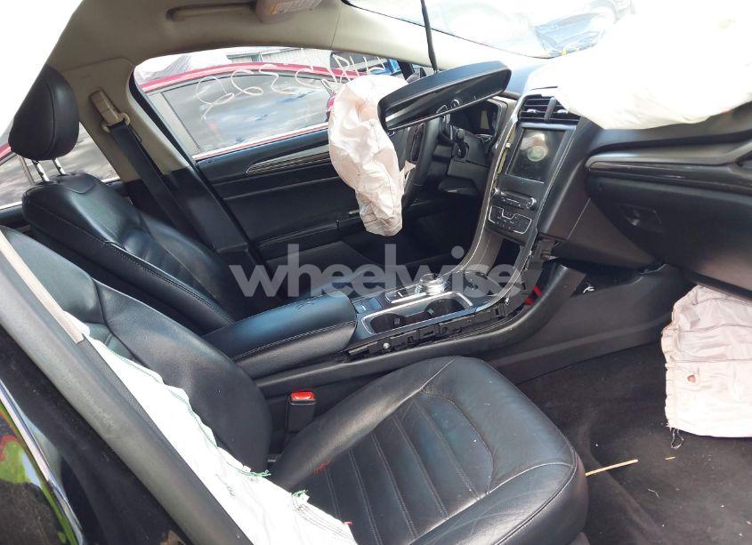 Photo 5 of 2017 Ford Fusion SE (VIN 3FA6P0HD0HR341199)