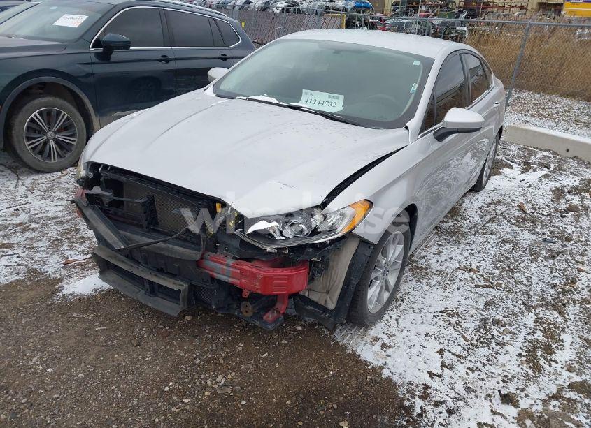 Photo 2 of 2017 Ford Fusion SE (VIN 3FA6P0HD0HR366233)