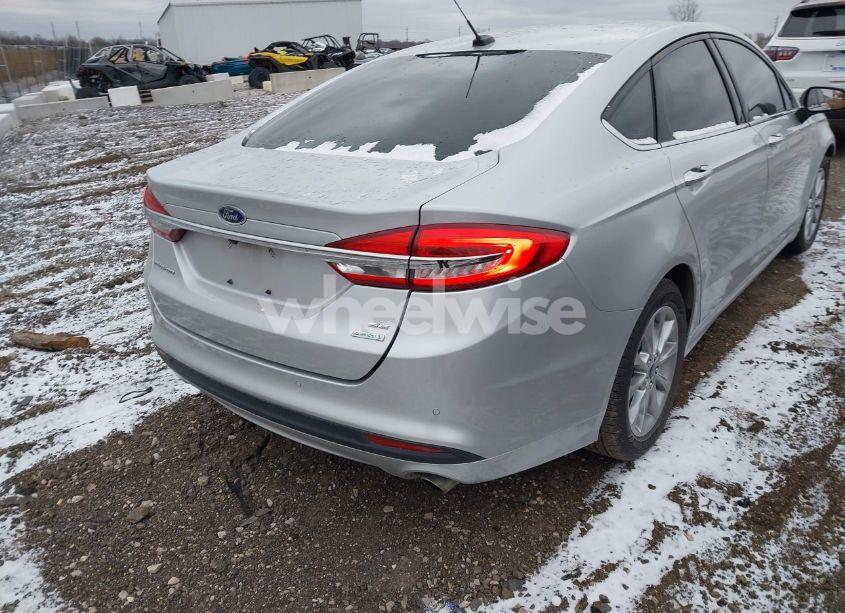 Photo 4 of 2017 Ford Fusion SE (VIN 3FA6P0HD0HR366233)