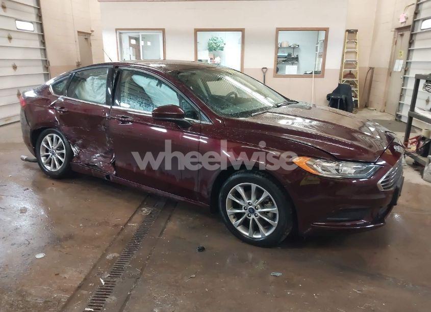 2017 Ford Fusion SE (VIN 3FA6P0HD0HR394002) main photo