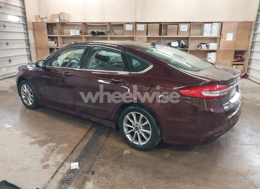 Photo 3 of 2017 Ford Fusion SE (VIN 3FA6P0HD0HR394002)