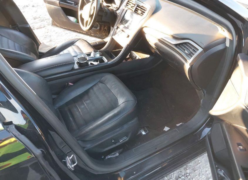 Photo 5 of 2017 Ford Fusion SE (VIN 3FA6P0HD0HR406925)