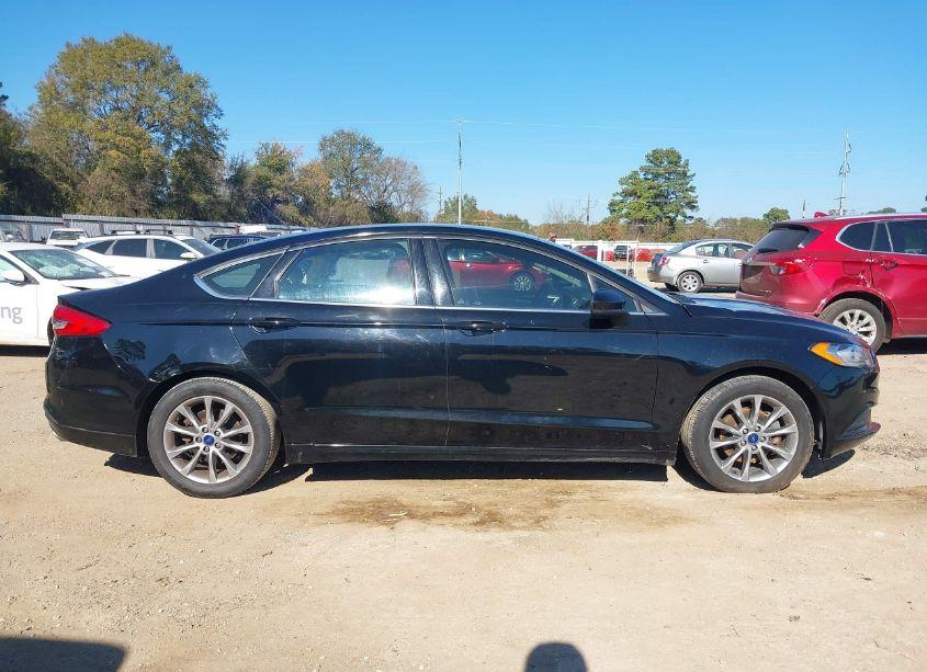Photo 13 of 2017 Ford Fusion SE (VIN 3FA6P0HD0HR407038)