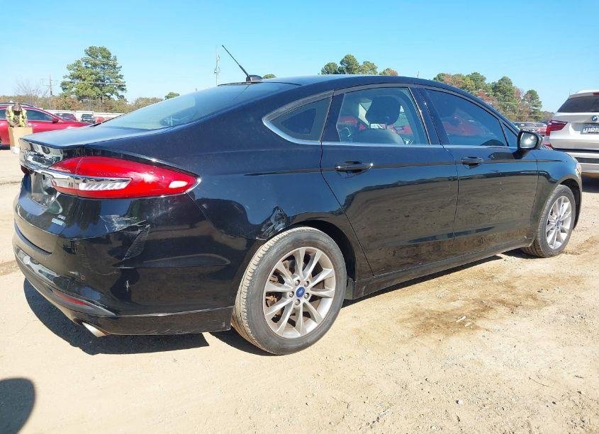 Photo 4 of 2017 Ford Fusion SE (VIN 3FA6P0HD0HR407038)