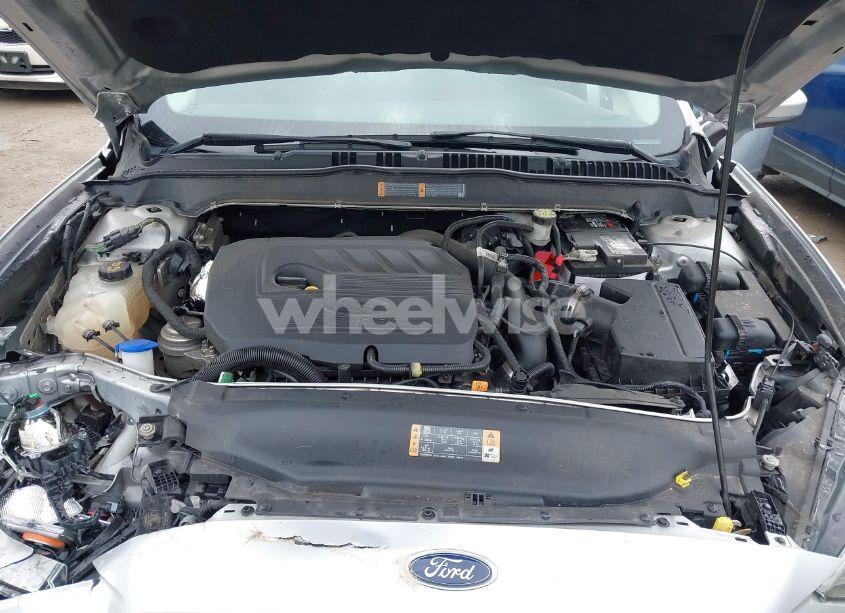 Photo 10 of 2018 Ford Fusion SE (VIN 3FA6P0HD0JR144765)