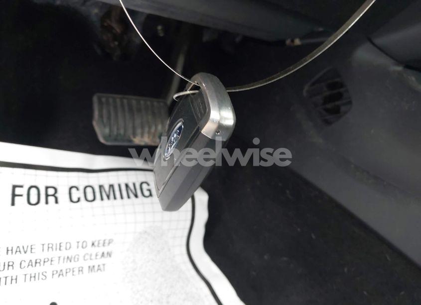 Photo 11 of 2018 Ford Fusion SE (VIN 3FA6P0HD0JR144765)