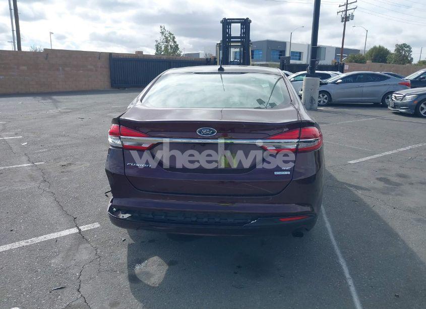 Photo 17 of 2018 Ford Fusion SE (VIN 3FA6P0HD0JR158777)