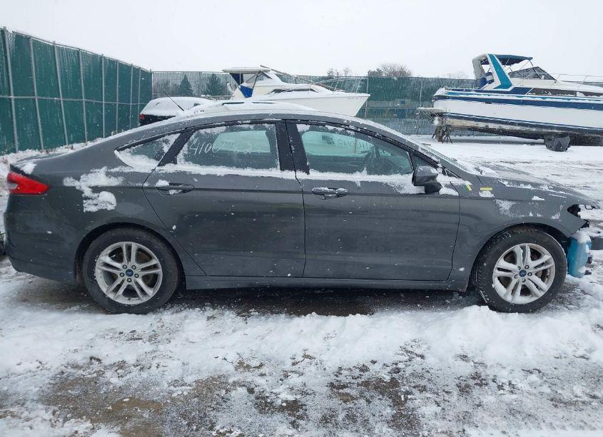 Photo 14 of 2018 Ford Fusion SE (VIN 3FA6P0HD0JR185784)