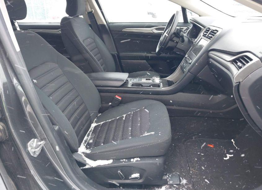 Photo 5 of 2018 Ford Fusion SE (VIN 3FA6P0HD0JR185784)