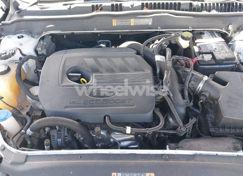 Photo 10 of 2018 Ford Fusion SE (VIN 3FA6P0HD0JR197790)