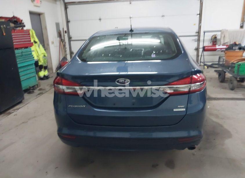 Photo 17 of 2018 Ford Fusion SE (VIN 3FA6P0HD0JR201966)