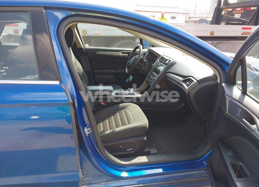 Photo 5 of 2018 Ford Fusion SE (VIN 3FA6P0HD0JR245224)