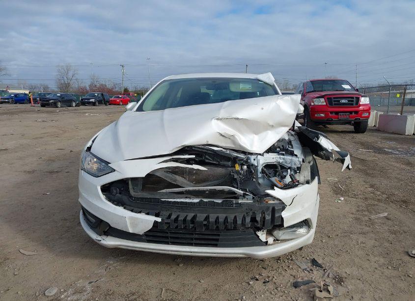 Photo 6 of 2018 Ford Fusion SE (VIN 3FA6P0HD0JR245417)