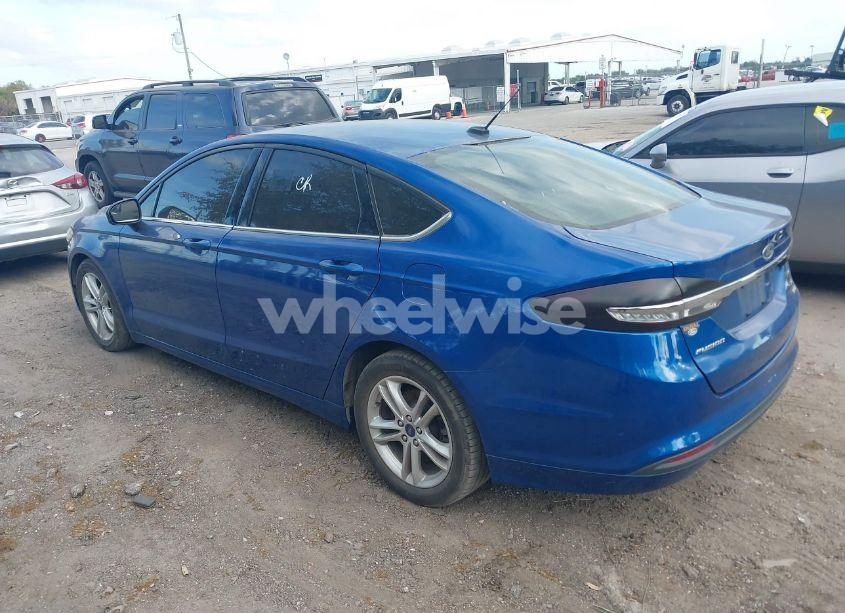 Photo 3 of 2018 Ford Fusion SE (VIN 3FA6P0HD0JR251511)