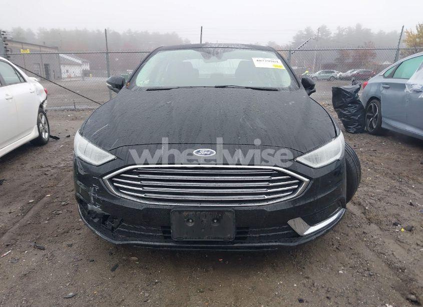 Photo 12 of 2018 Ford Fusion SE (VIN 3FA6P0HD0JR272178)
