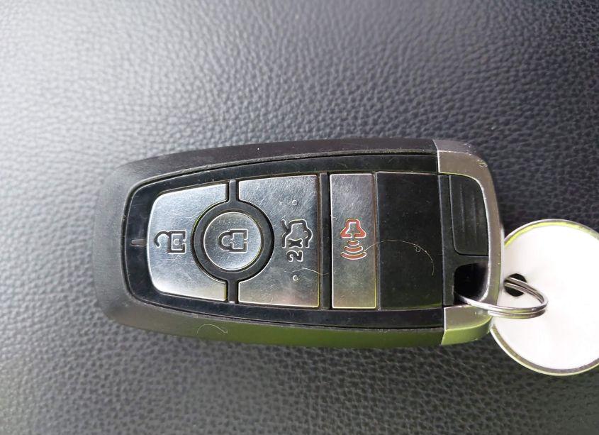 Photo 11 of 2019 Ford Fusion SE (VIN 3FA6P0HD0KR103845)