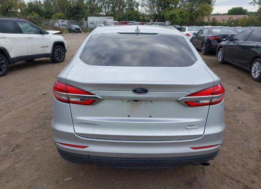 Photo 16 of 2019 Ford Fusion SE (VIN 3FA6P0HD0KR103845)