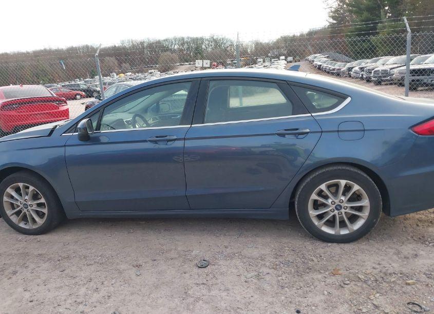 Photo 15 of 2019 Ford Fusion SE (VIN 3FA6P0HD0KR129166)