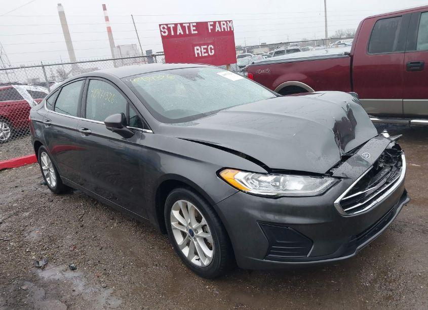 2019 Ford Fusion SE (VIN 3FA6P0HD0KR149806) main photo