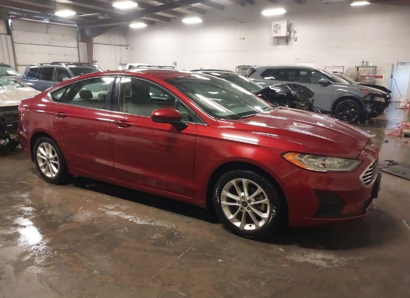 2019 Ford Fusion SE (VIN 3FA6P0HD0KR198939) main photo