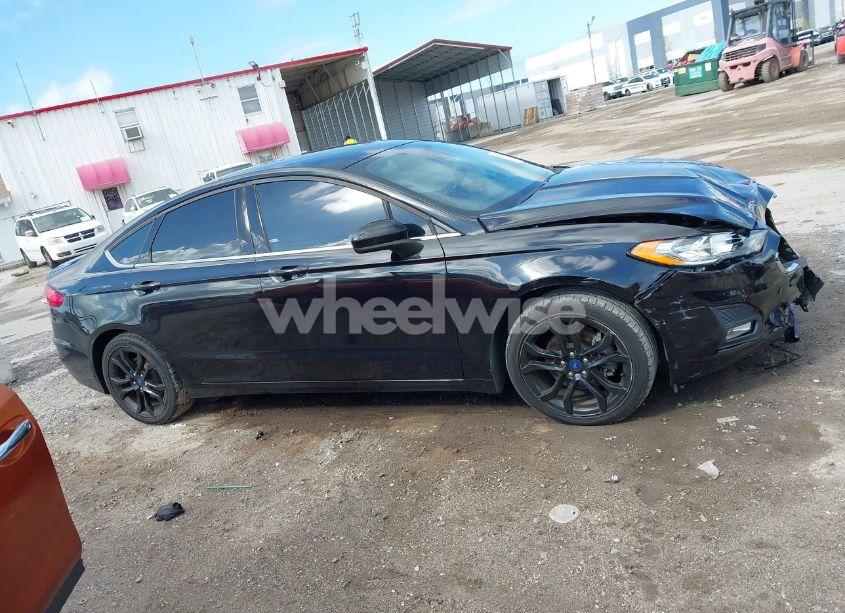 Photo 14 of 2019 Ford Fusion SE (VIN 3FA6P0HD0KR229543)