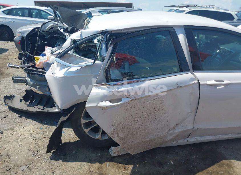 Photo 18 of 2020 Ford Fusion SE (VIN 3FA6P0HD0LR101353)