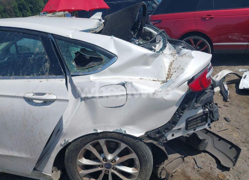 Photo 21 of 2020 Ford Fusion SE (VIN 3FA6P0HD0LR101353)