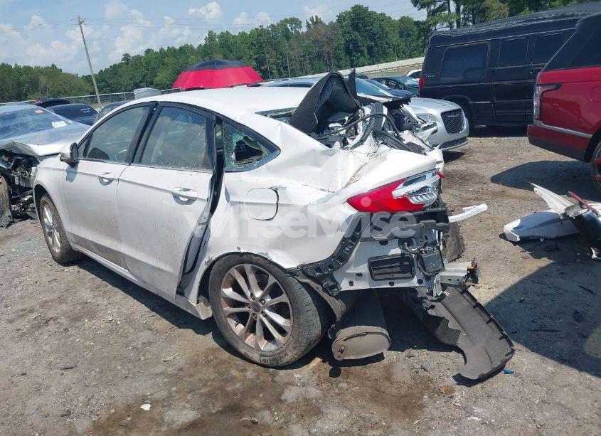 Photo 3 of 2020 Ford Fusion SE (VIN 3FA6P0HD0LR101353)