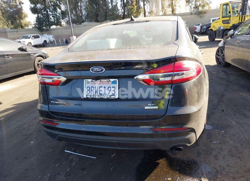 Photo 17 of 2020 Ford Fusion SE (VIN 3FA6P0HD0LR113227)