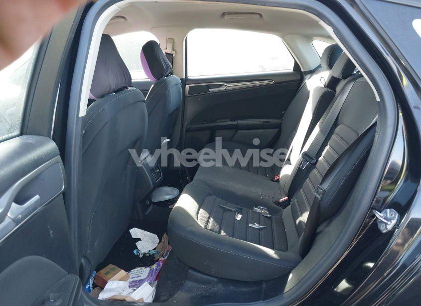 Photo 8 of 2020 Ford Fusion SE (VIN 3FA6P0HD0LR113227)