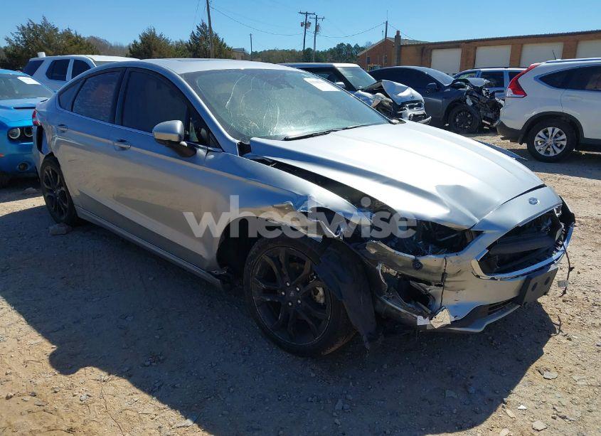 2020 Ford Fusion SE (VIN 3FA6P0HD0LR163786) main photo